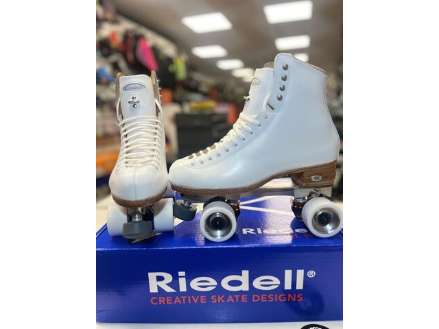 Riedell Legacy 336 US8 / UK6.5  Womens, Wide ONLY click to zoom image